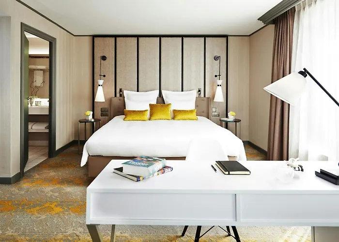 Renaissance Paris La Defense Hotel Puteaux