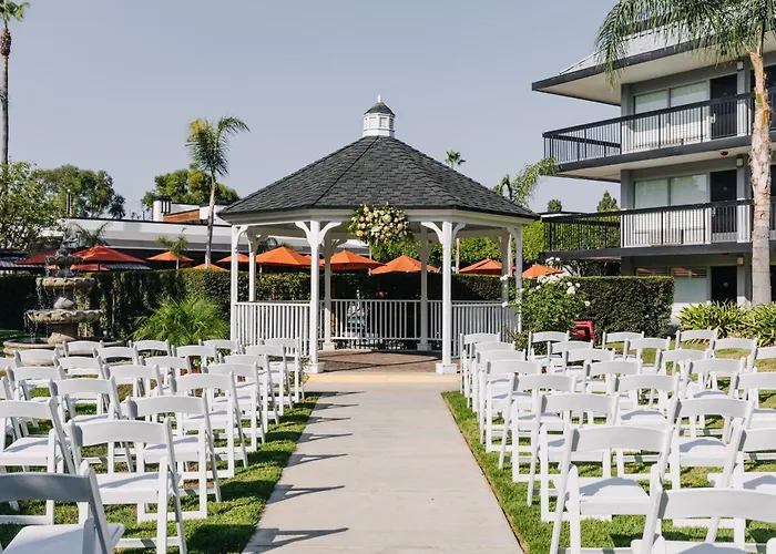 Palm Garden Hotel Thousand Oaks