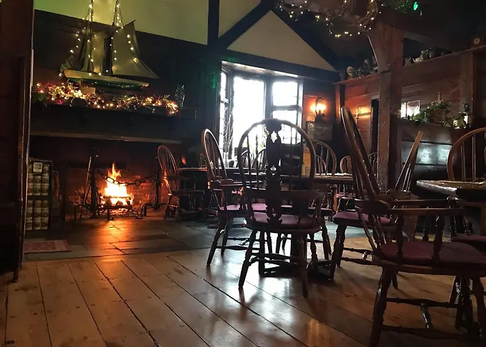 Lamies Inn & The Old Salt Tavern Hampton