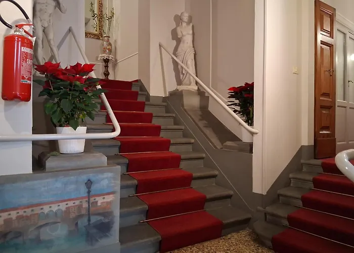 Hotel Tourist House