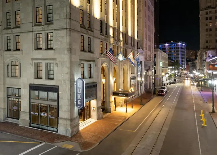 Hilton New Orleans / St. Charles Avenue Hotel
