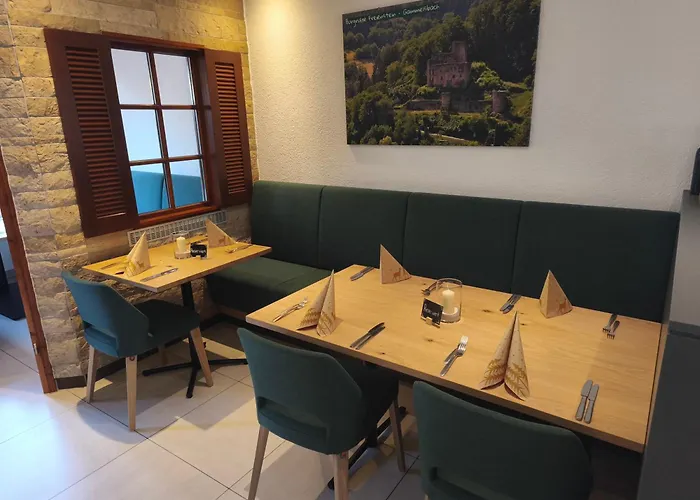 Hotel Grüner Baum mit Restaurant&Wellness