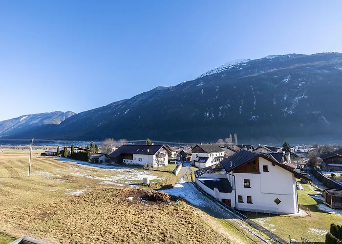 Hotels in Tarrenz