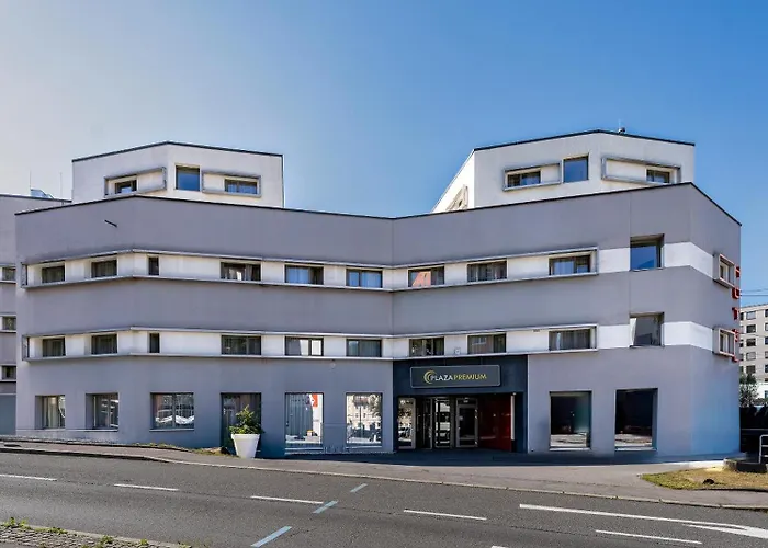 Plaza Premium Salzburg Hotel
