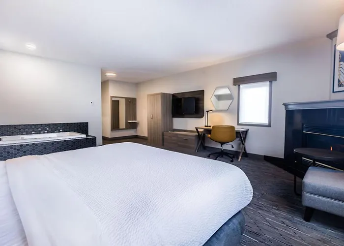 Holiday Inn Express Calgary South By Ihg