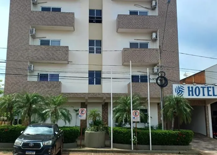 Victoria Plaza Hotel