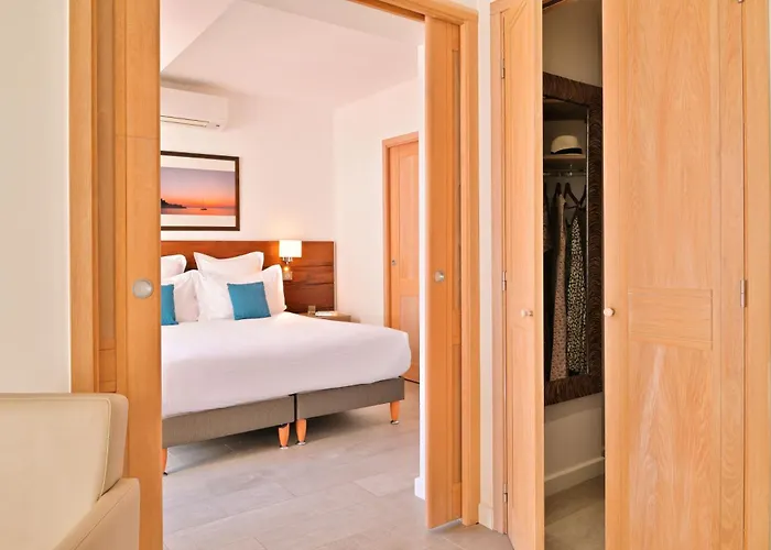 Hôtel La Roya Saint-Florent 