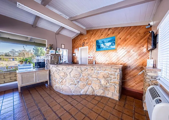 Town And Country Inn Santa Maria 