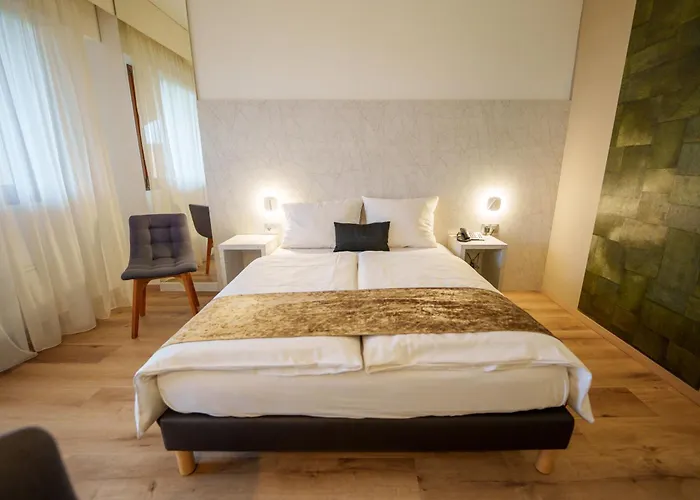 Hambach Hotels
