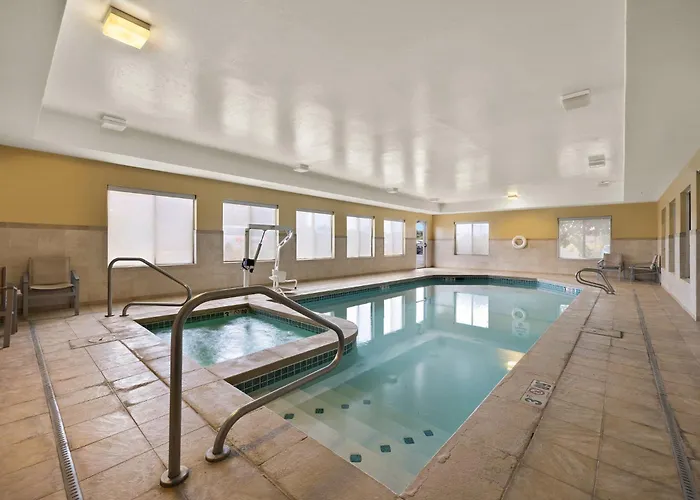 Holiday Inn Express Hotel & Suites Limon I-70/Exit 359 By Ihg