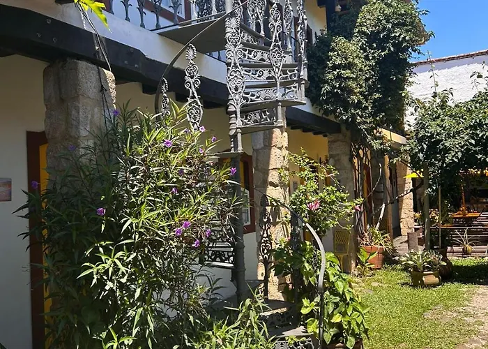 Pousada Solar do Algarve em Paraty há 5 minutos do Centro Histórico
