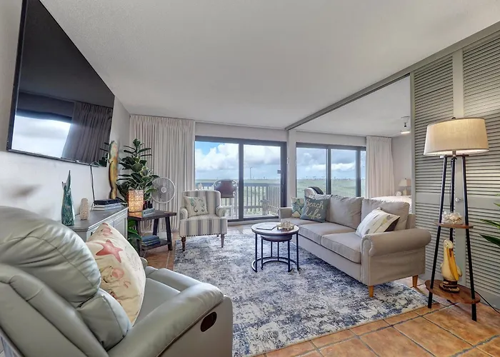 Island House Beachfront Condo Hotel Corpus Christi