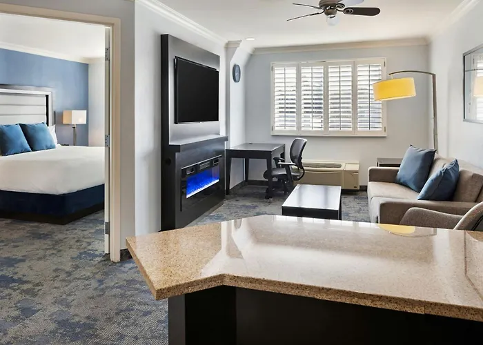 City Express By Marriott Manhattan Beach