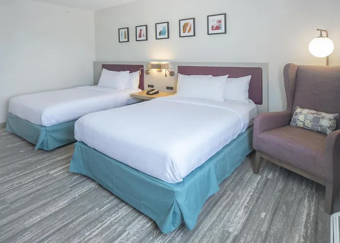 Clifton Park Hotels