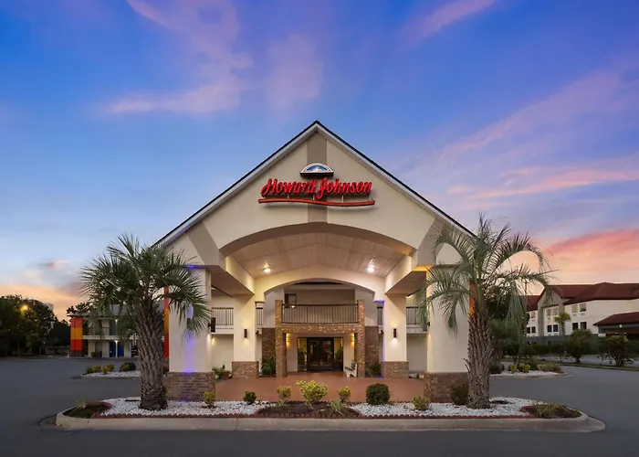 Howard Johnson By Wyndham Savannah Ga