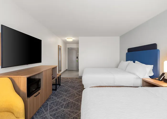 New Castle Hotels