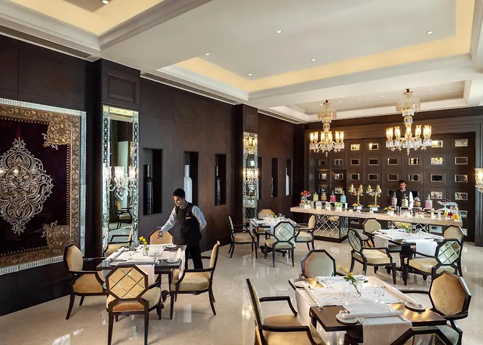 Chennai Hotels for Romantic Getaway