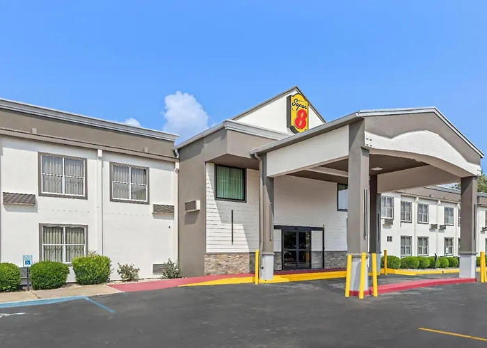 Super 8 By Wyndham Athens