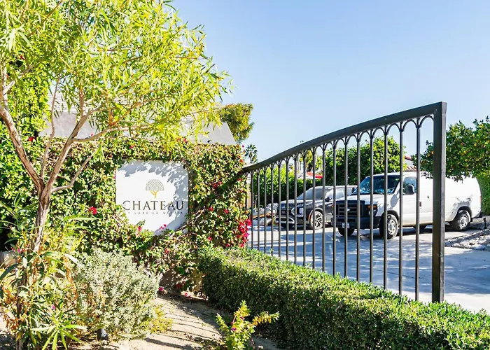 The Chateau At Lake La Quinta