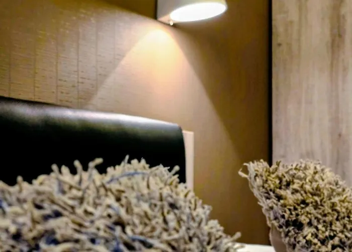 Hotels in Sint-Truiden