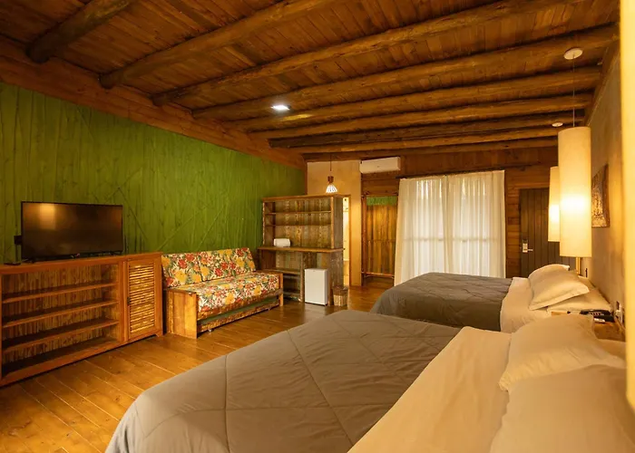 Grajagan Surf Resort Ilha do Mel