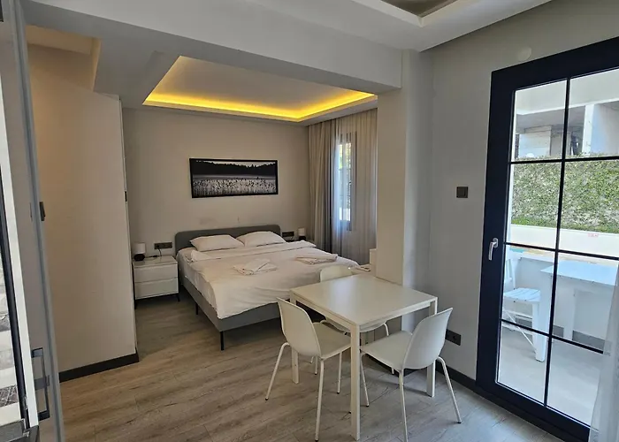 Cicek Apart Hotel Çeşme