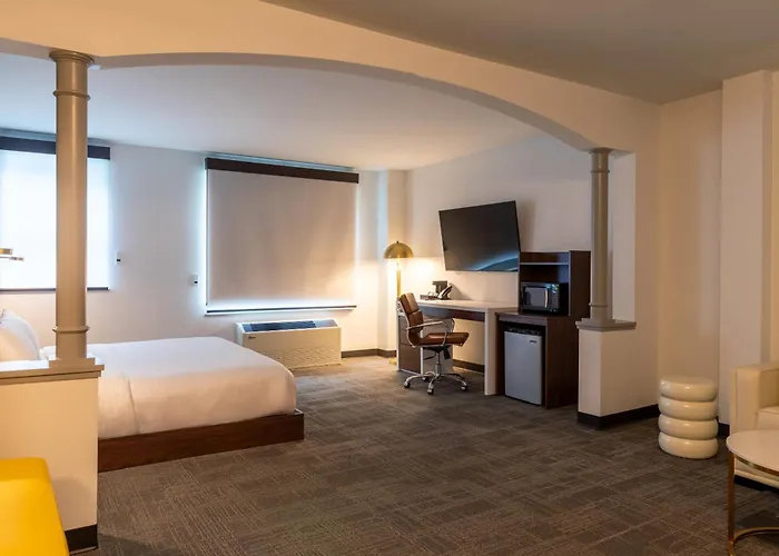 Saint Johnsbury Hotels