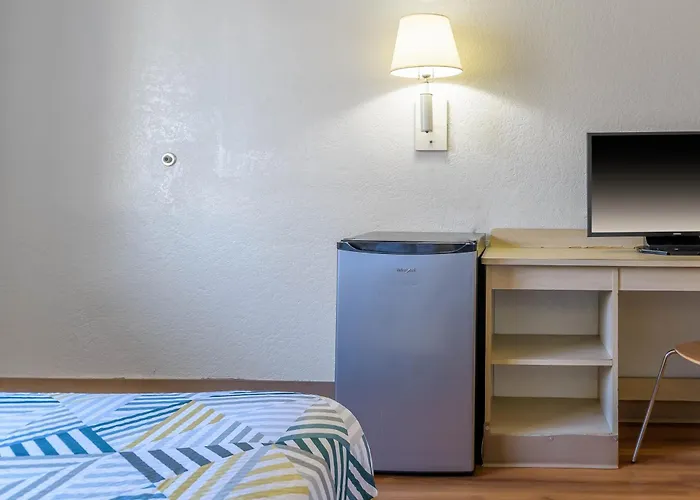 Motel 6 Hayward, Ca- Silicon Valley Gateway