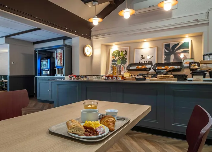 B&B Hotel Niort Sud Venise Verte
