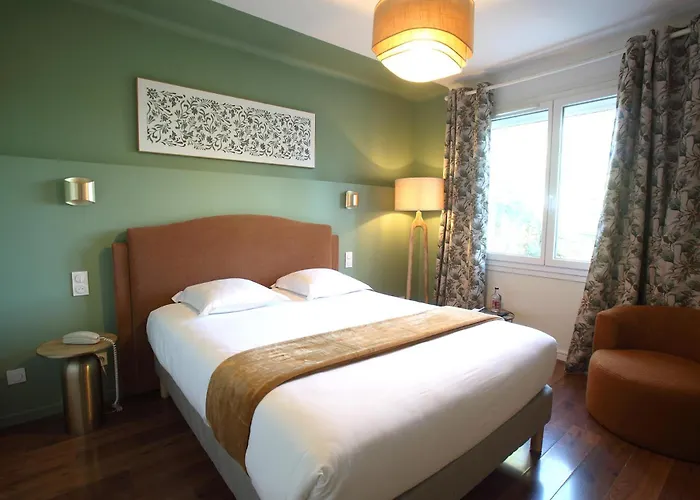 Hotel Le Blason de Provence