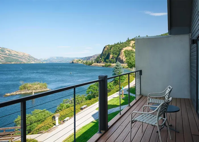 Hood River City Center Hotels