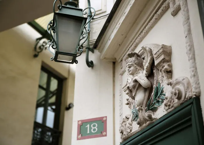 Hôtel du Cheval Rouge