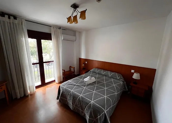 Hotel Puente de Piedra Zamora