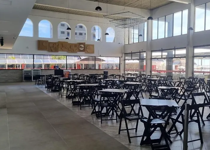 Hotéis centrais de Itanhaém