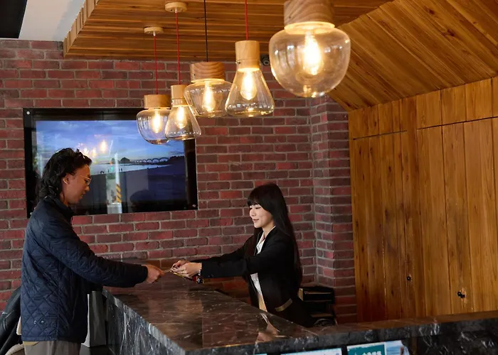 Traveller Inn - Tiehua