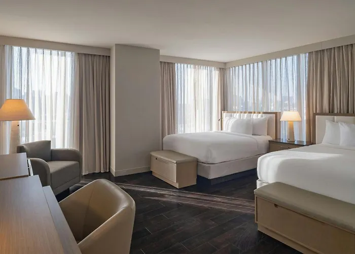 Sunny Isles Beach Hotels
