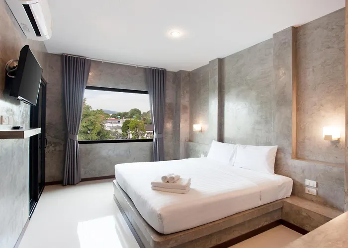 Ritsurin Boutique Hotel - โรงแรมริทสุริน บูติค