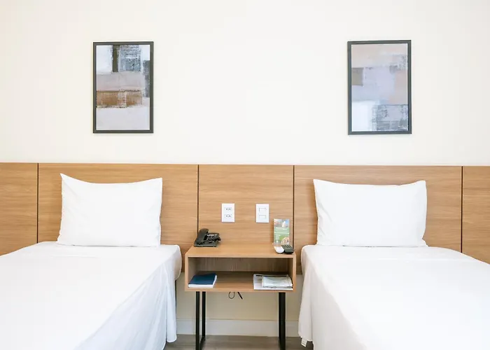 Hotel Equinocios Executive
