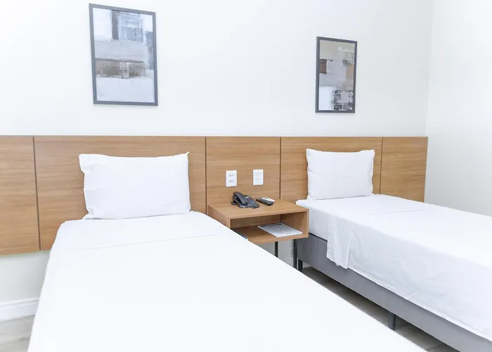 Hotel Equinocios Executive Barcarena