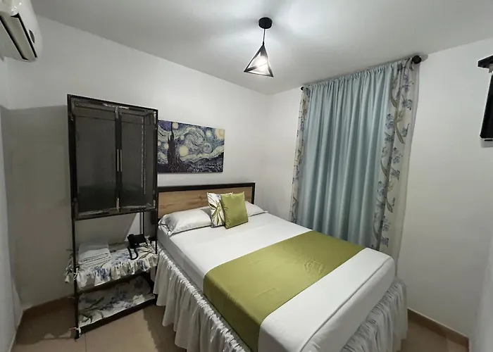 Hotel Bisou Cali