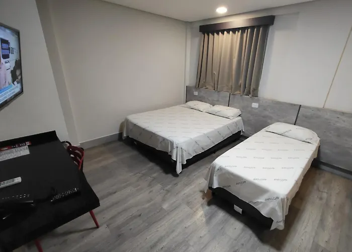 Hotel Avalon Maringá Econômico