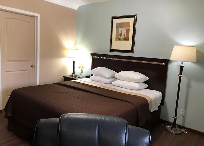 Valueinn Eugene - Airport