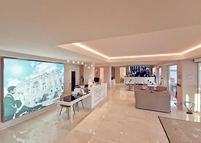 La Dolce Vita Hotel