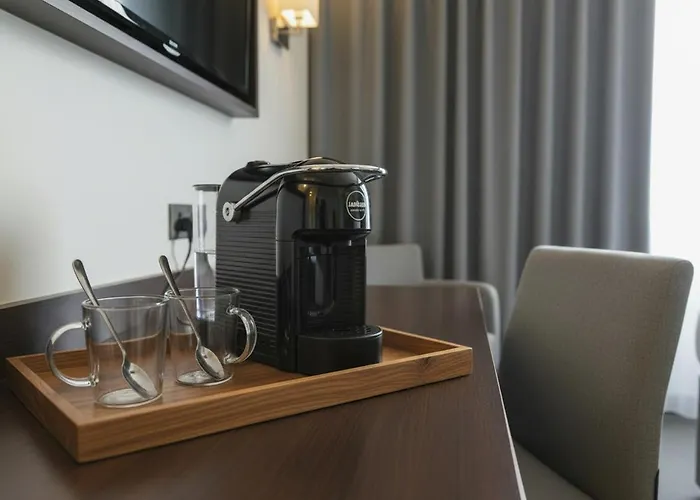 East Kilbride City Center Hotels