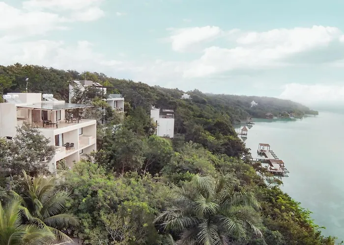Mbh Maya Bacalar Hotel Boutique