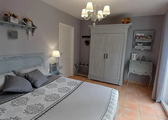 La Villa d'Olivène Cuers