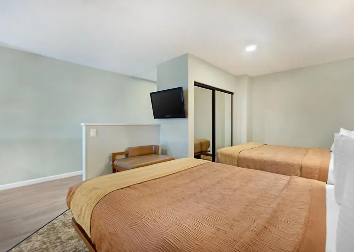 Best Western Plus Ahtanum Inn