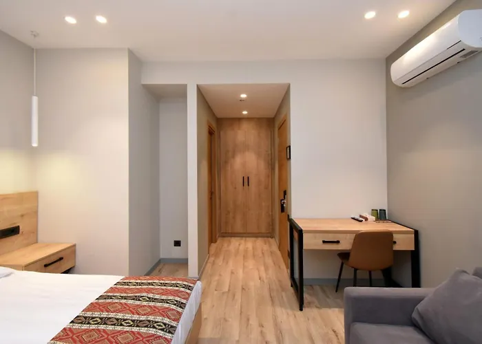 Hotels in Erivan