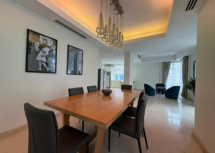 Cormar Suites