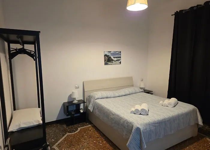 Affittacamere House Leomar Di Sara - Gaslini Genua